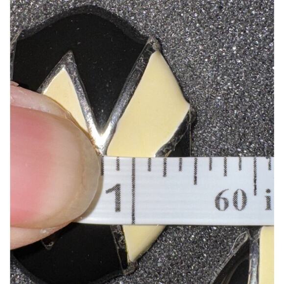 EARRINGS VTG Black & Cream Enameled Silver Pierced - Picture 5 of 8